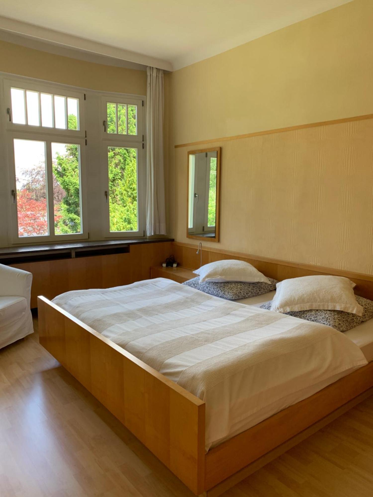 Ferienwohnung Residenz im Park Friedrichroda Zimmer foto