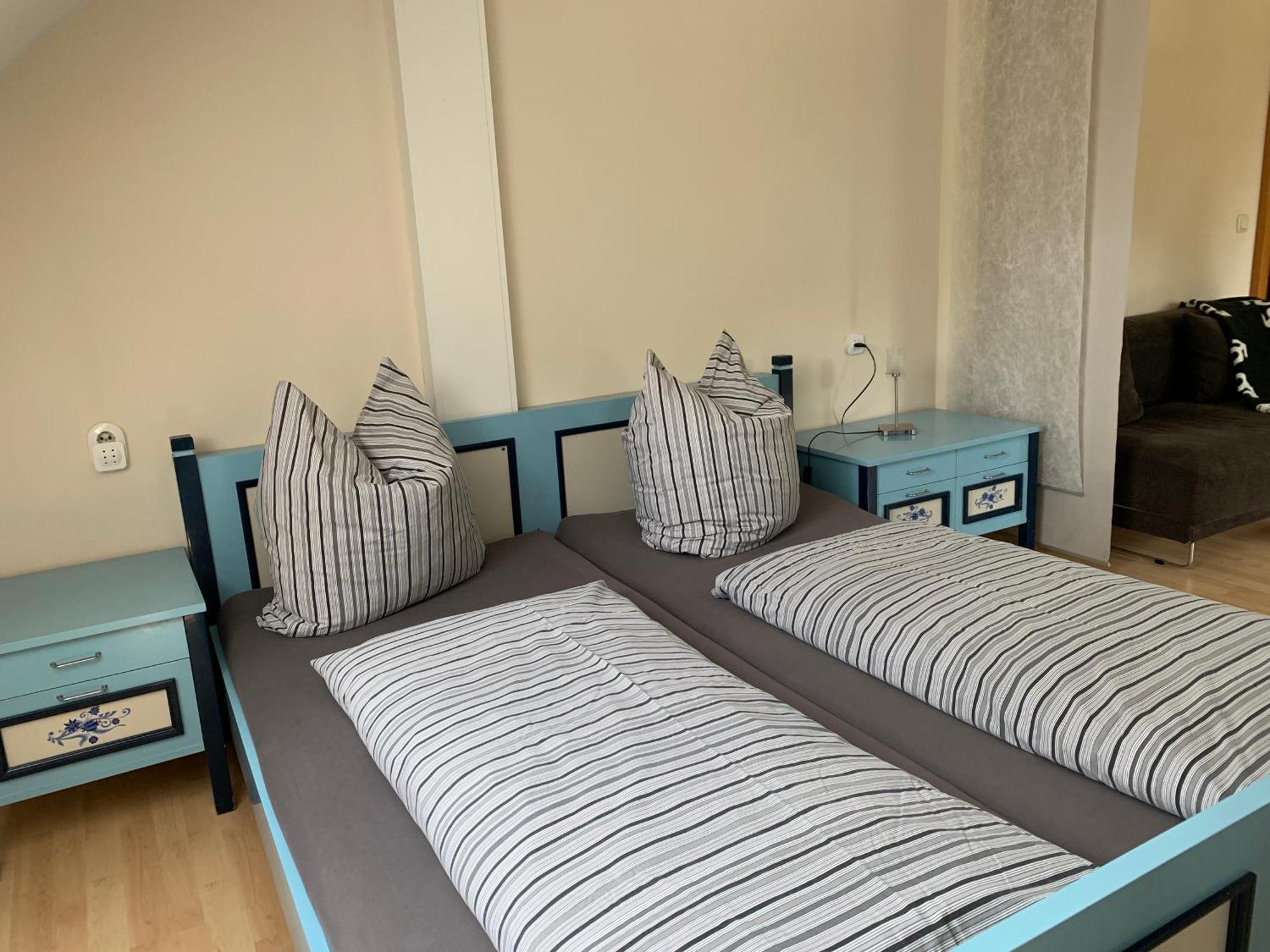 Ferienwohnung Residenz im Park Friedrichroda Zimmer foto